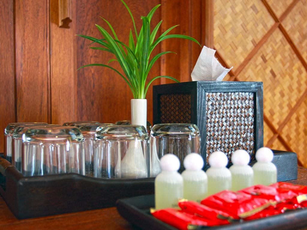 Baan Siriporn Resort - โรงแรมบ้านศิริพร รีสอร์ท Samut Songkhram Екстериор снимка