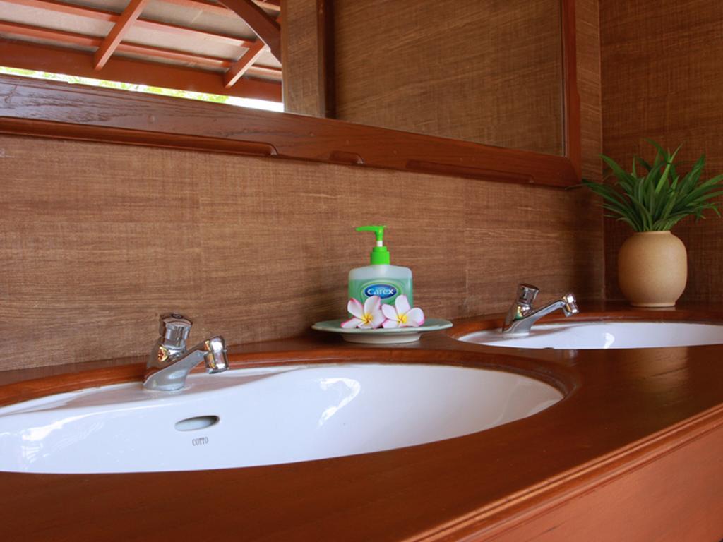 Baan Siriporn Resort - โรงแรมบ้านศิริพร รีสอร์ท Samut Songkhram Екстериор снимка