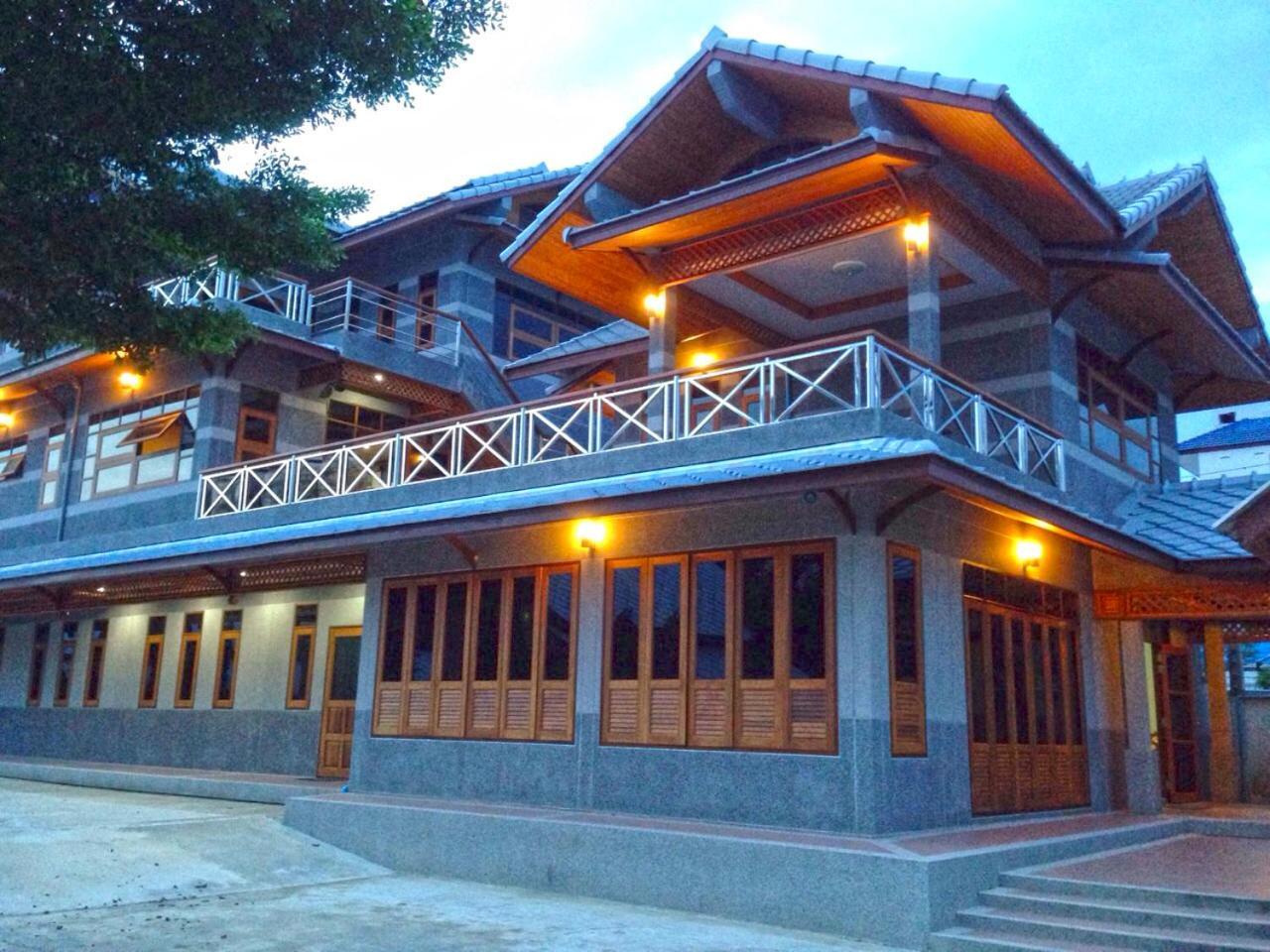 Baan Siriporn Resort - โรงแรมบ้านศิริพร รีสอร์ท Samut Songkhram Екстериор снимка