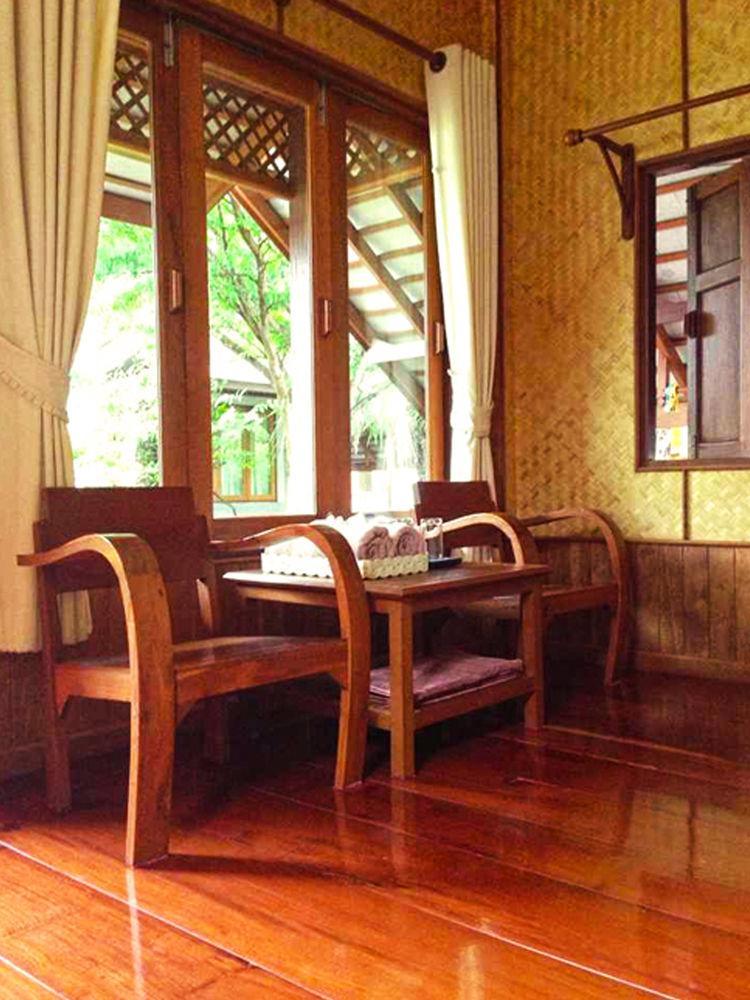 Baan Siriporn Resort - โรงแรมบ้านศิริพร รีสอร์ท Samut Songkhram Екстериор снимка